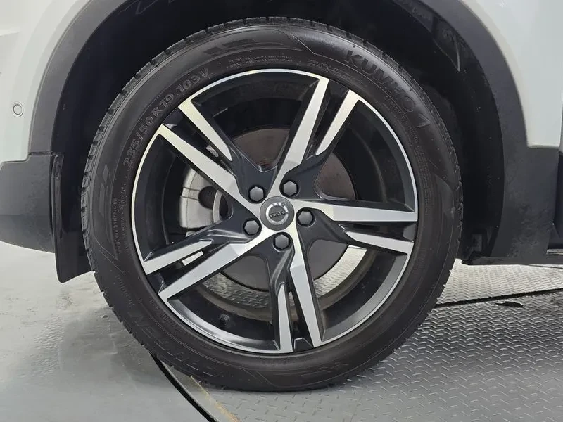 Volvo XC40 T4 R-DESIGN/�������/��������/���������/����� | Mobile.bg � ����������� 5