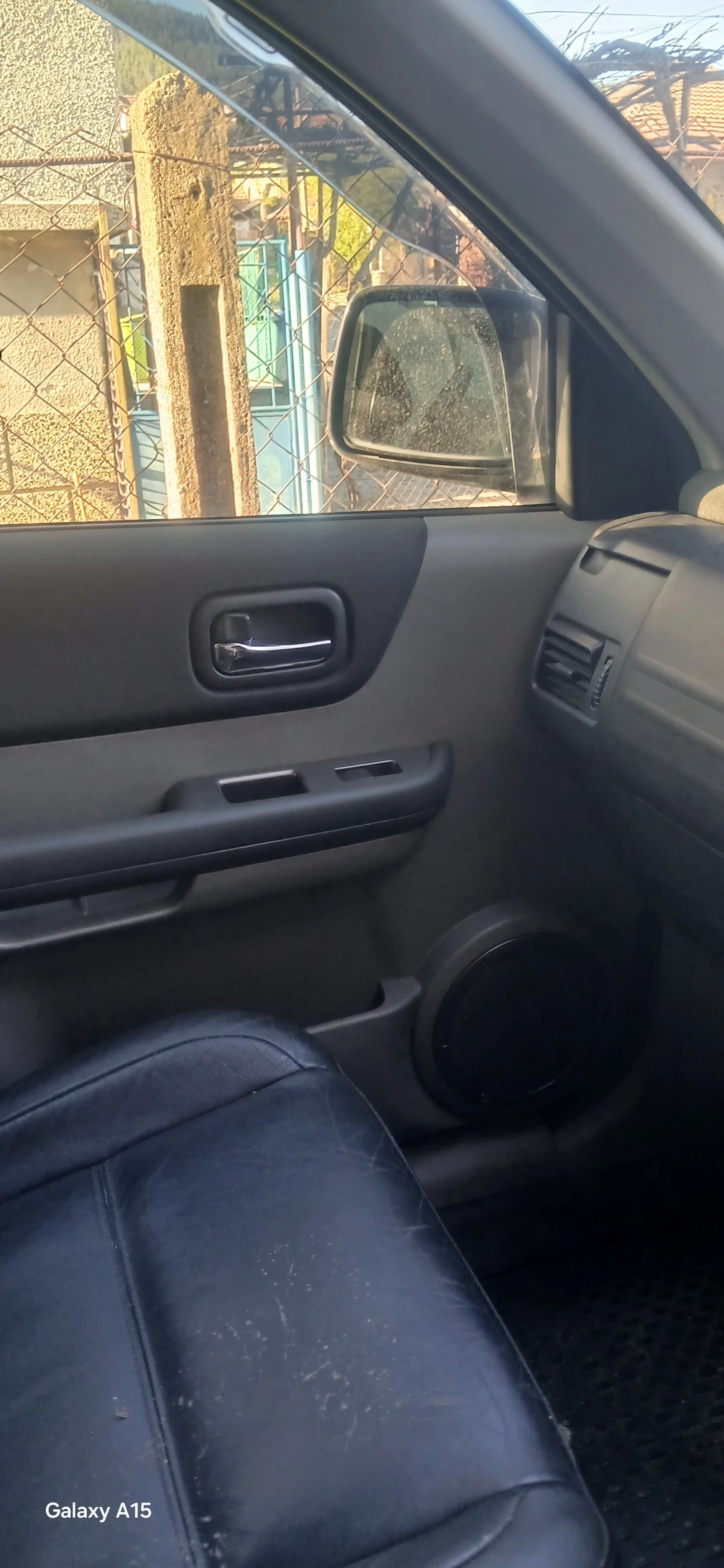 Nissan X-trail Джип - изображение 9