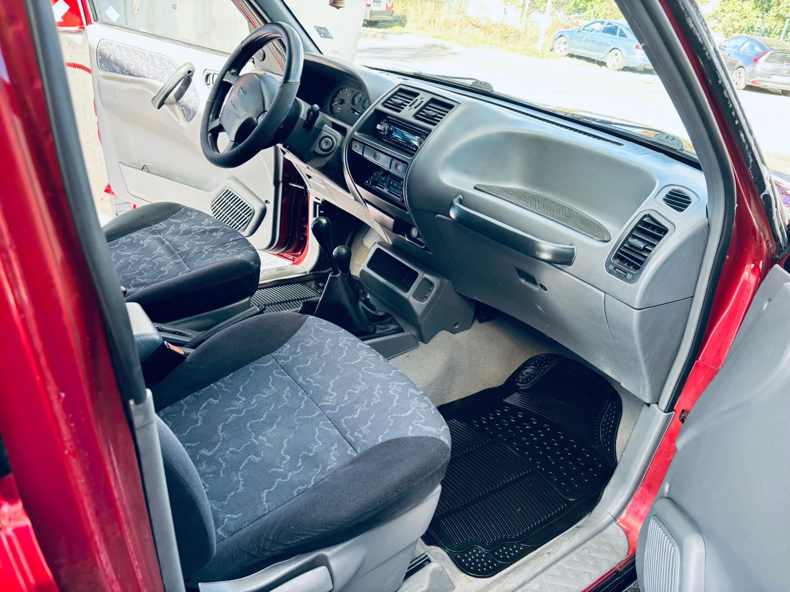 Nissan Terrano 2.7 TDi  | Mobile.bg   5