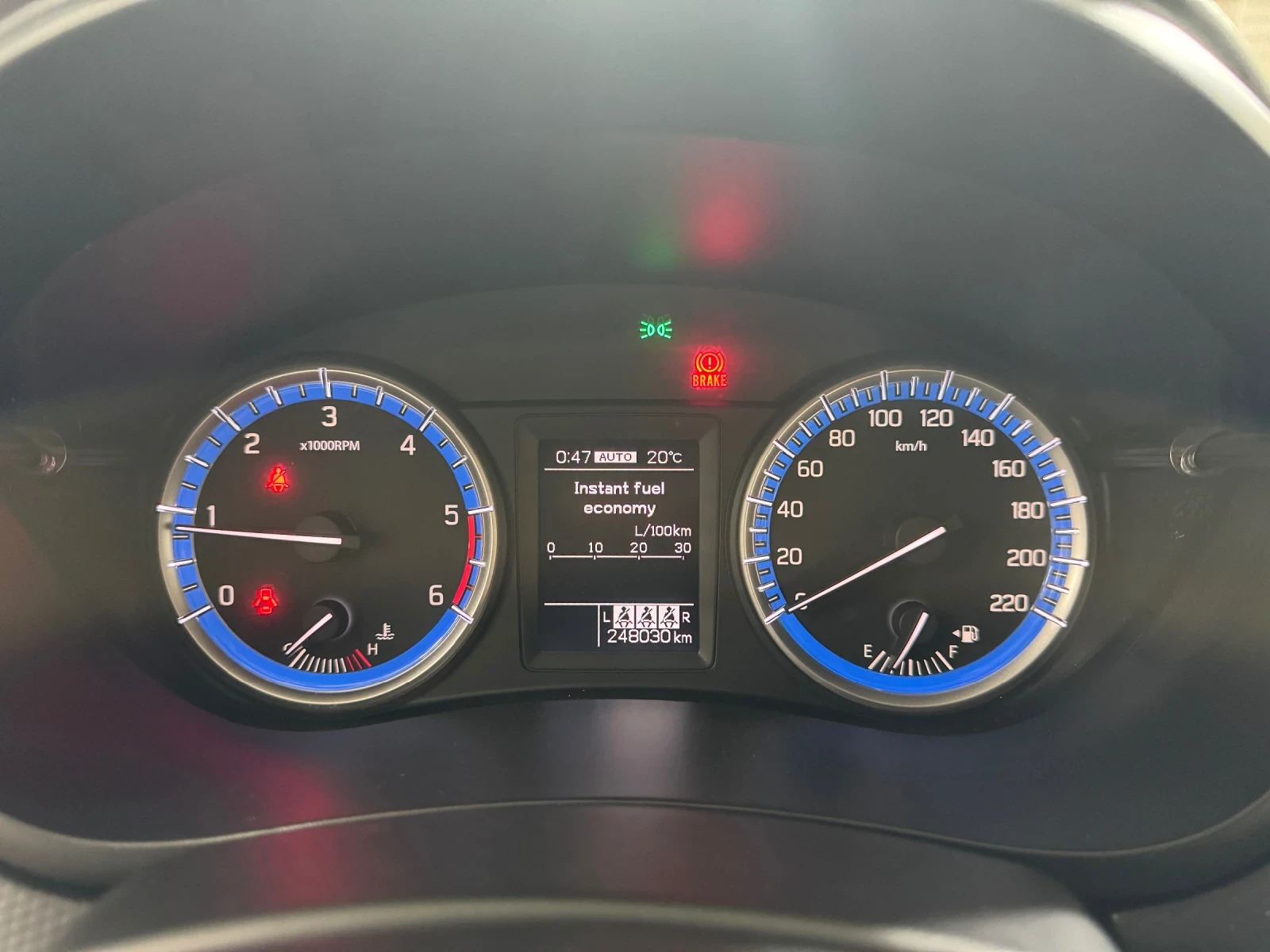 Suzuki SX4 S-Cross 1.6 D - 4x4 * Блокаж * Keyless * Camera * Xenon, снимка 12 - Автомобили и джипове - 54195641