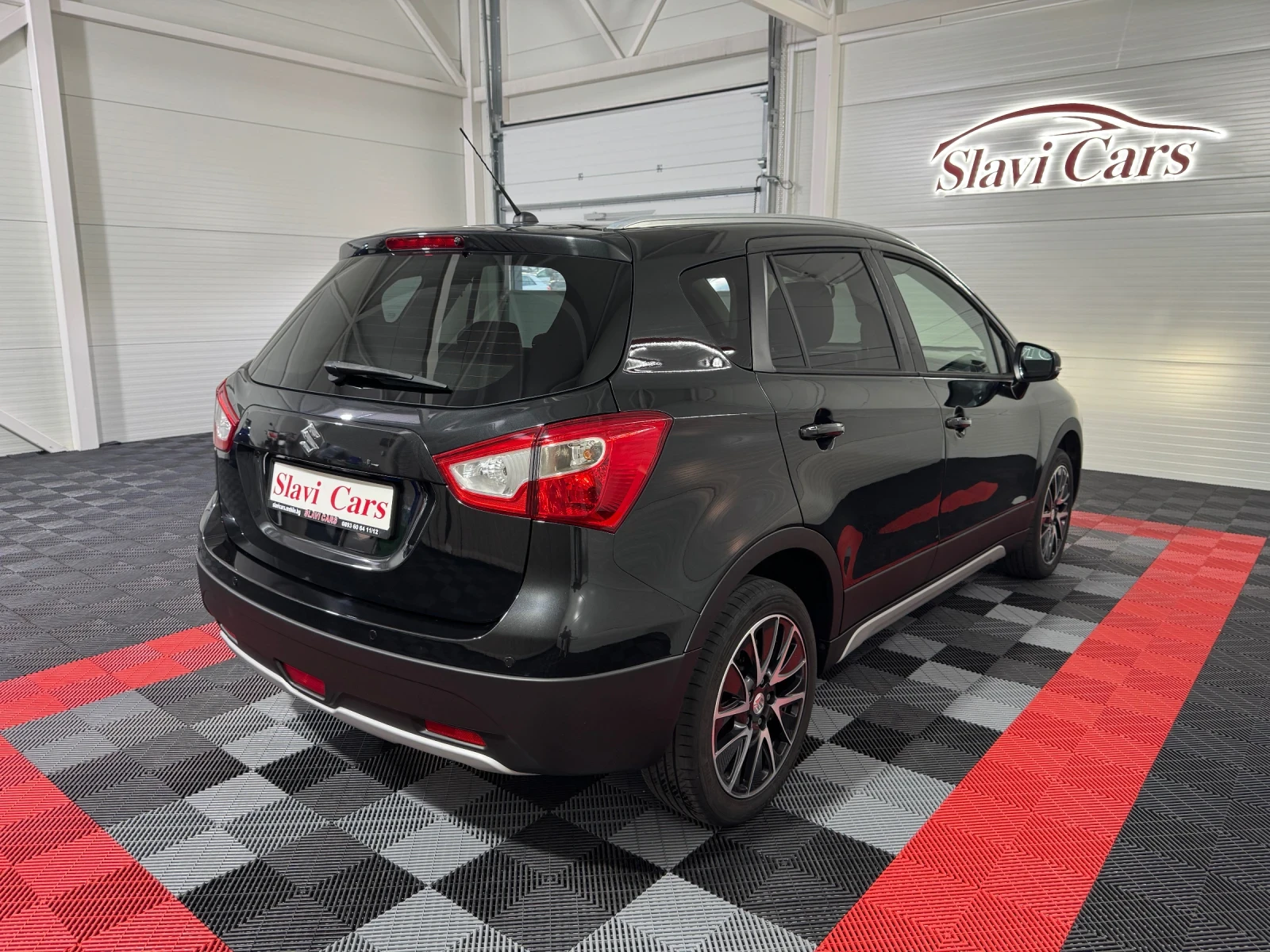 Suzuki SX4 S-Cross 1.6 D - 4x4 * Блокаж * Keyless * Camera * Xenon, снимка 6 - Автомобили и джипове - 54195641