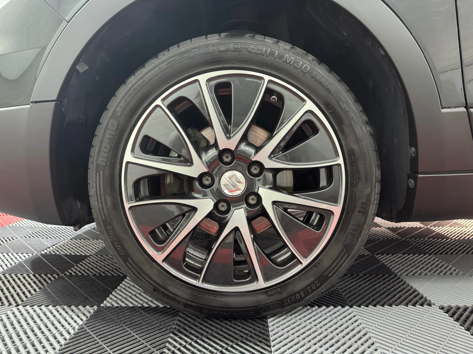 Suzuki SX4 S-Cross 1.6 D - 4x4 * Блокаж * Keyless * Camera * Xenon, снимка 17 - Автомобили и джипове - 54195641