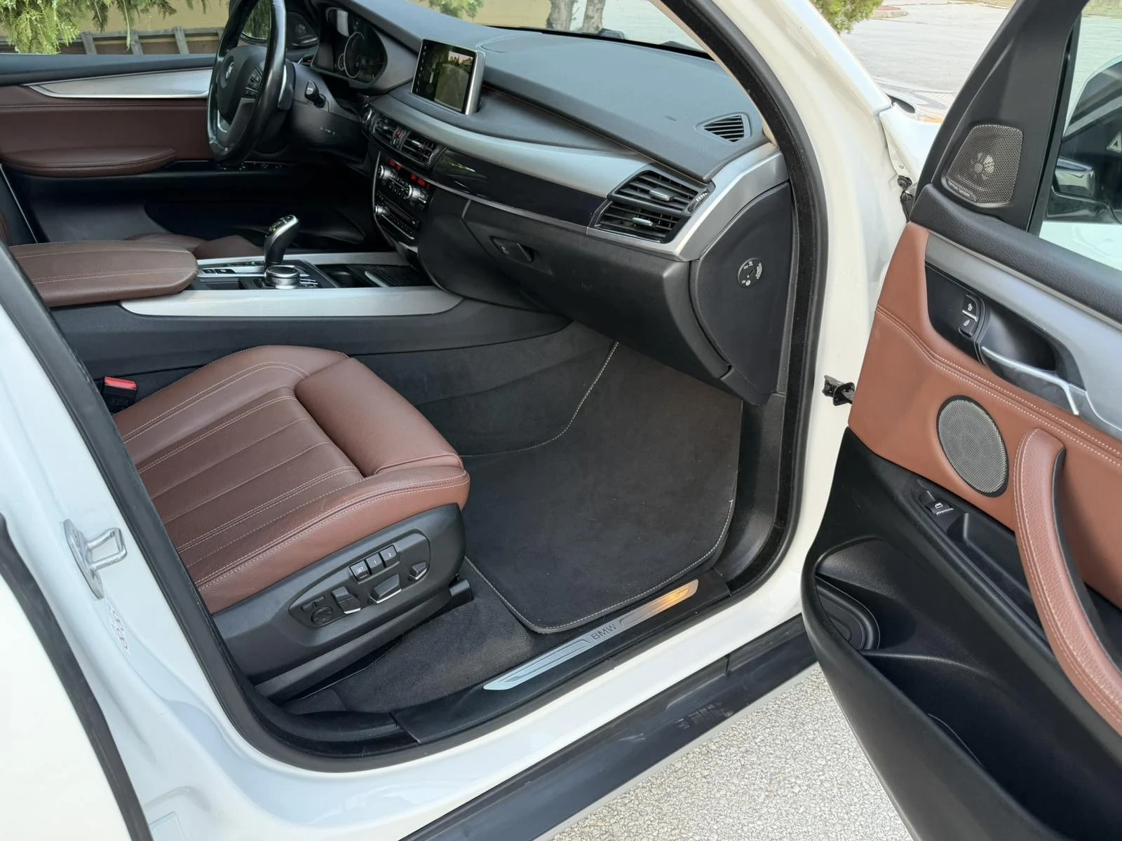 BMW X5 4.0, снимка 14 - Автомобили и джипове - 54556522