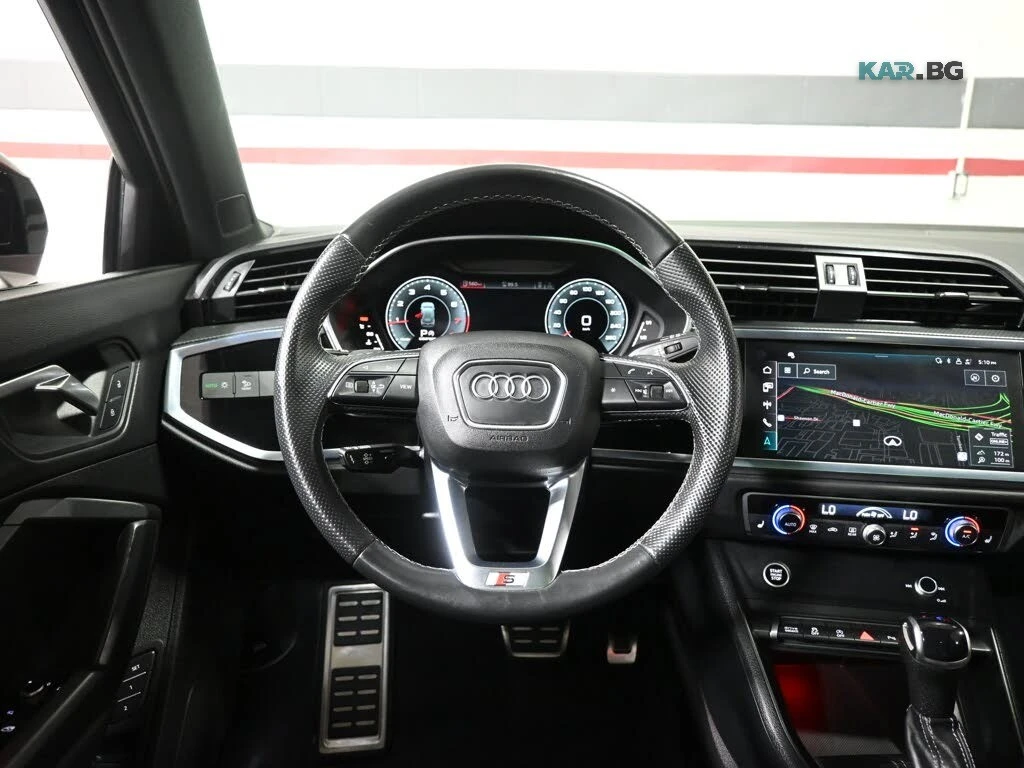 Audi Q3 quattro Technik* AвтоКредит* (ЦЕНА ДО БГ), снимка 11 - Автомобили и джипове - 55316369