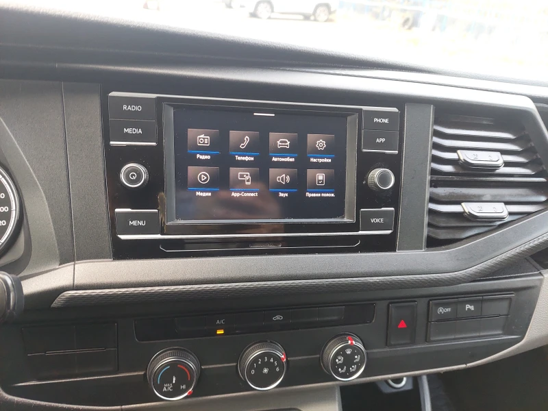 VW Transporter 2, 0TDI 110ps MAXI, снимка 10 - Бусове и автобуси - 52526539