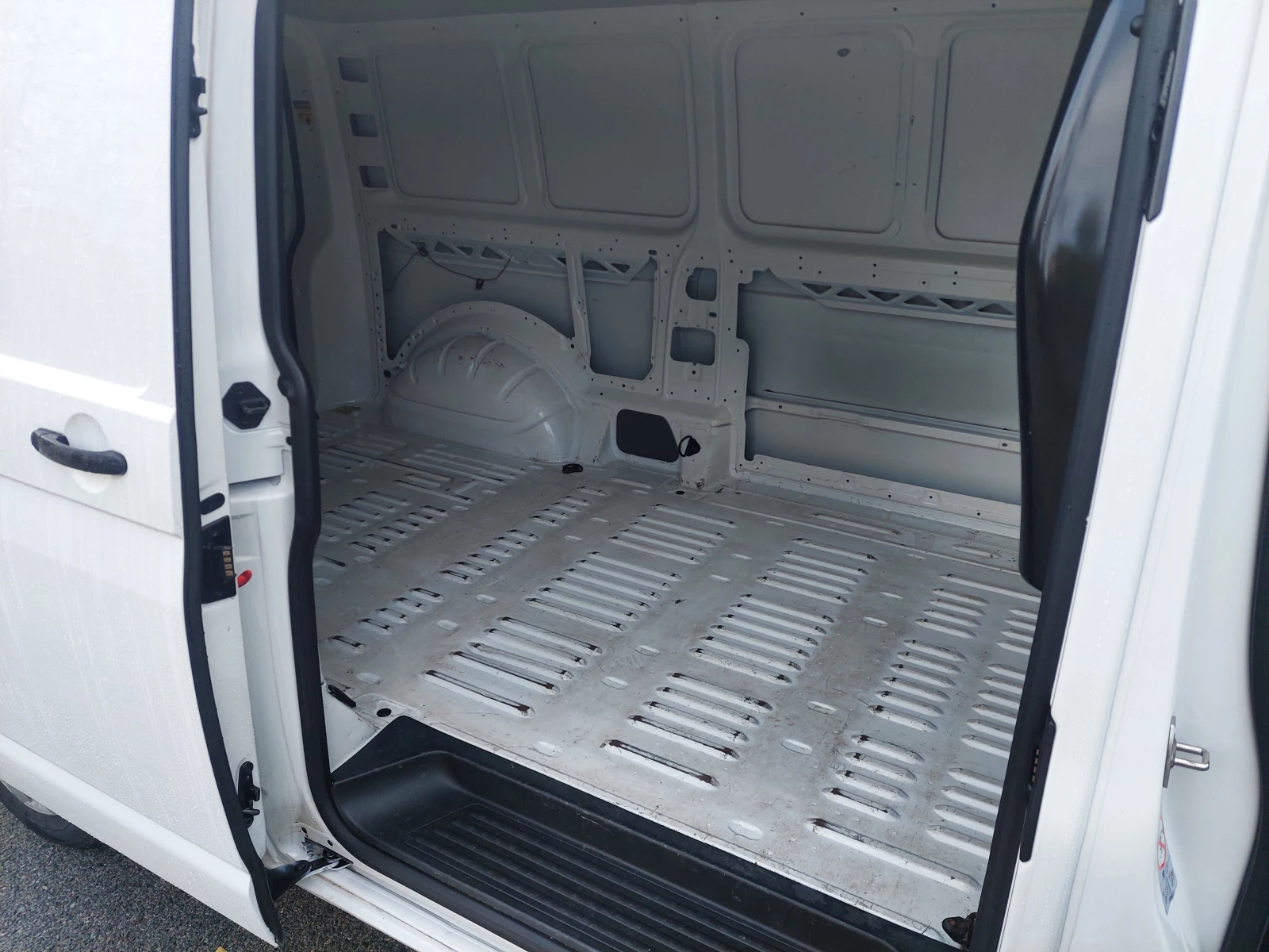 VW Transporter 2, 0TDI 110ps MAXI | Mobile.bg   14