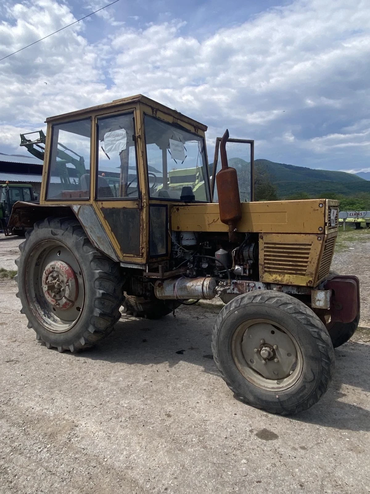 Трактор Болгар TK80, снимка 5 - Селскостопанска техника - 54486991