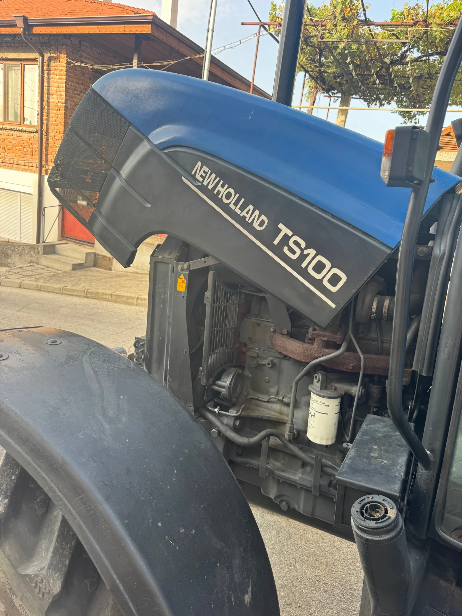 Трактор New Holland TS100, снимка 14 - Селскостопанска техника - 56114808