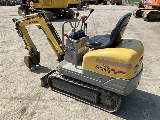 Багер Yanmar В05 / ОЧАКВАН ВНОС !!!, снимка 4 - Индустриална техника - 54717693