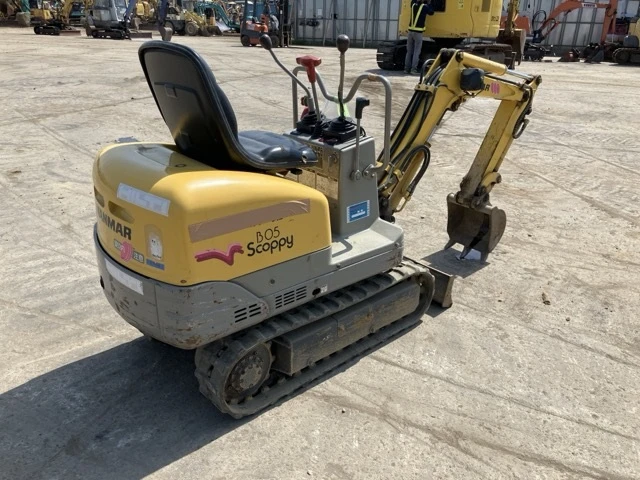 Багер Yanmar В05 / ОЧАКВАН ВНОС !!!, снимка 3 - Индустриална техника - 54717693