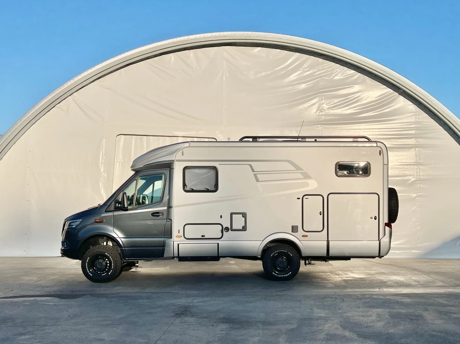 Кемпер HYMER / ERIBA 4Х4 MLT 580 - изображение 3