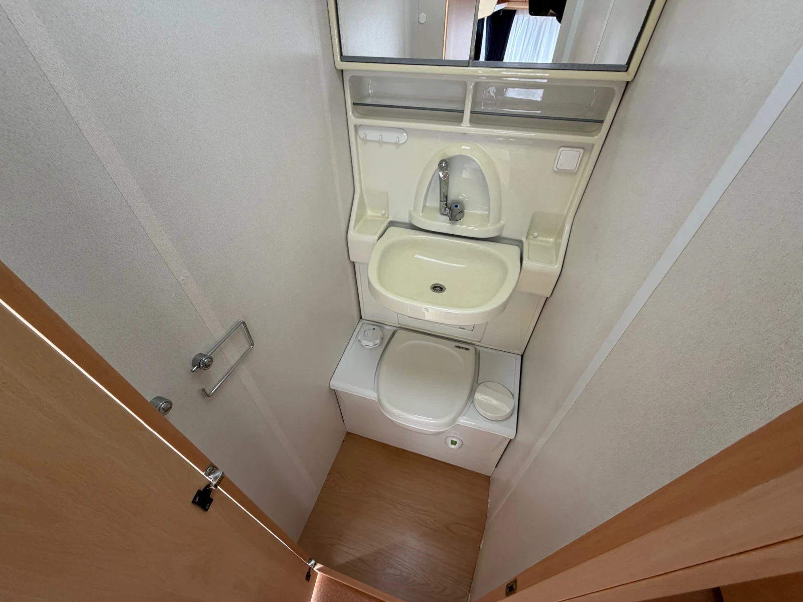 �������� Chateau ����� ���� 100% ���������� ��� | Mobile.bg � ����������� 10