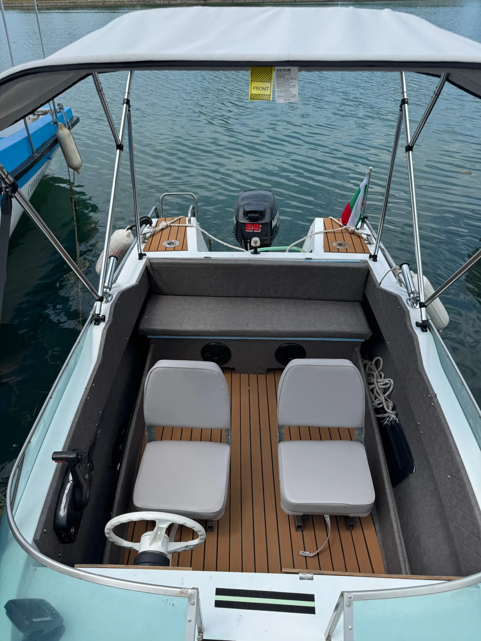 Лодка Bayliner, снимка 3 - Воден транспорт - 55000550