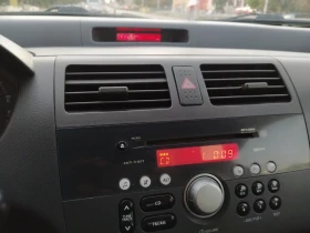 Suzuki Swift 1.3 16V, снимка 5