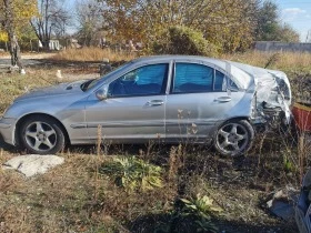 Mercedes-Benz C 220 W203 2.2CDI, снимка 3