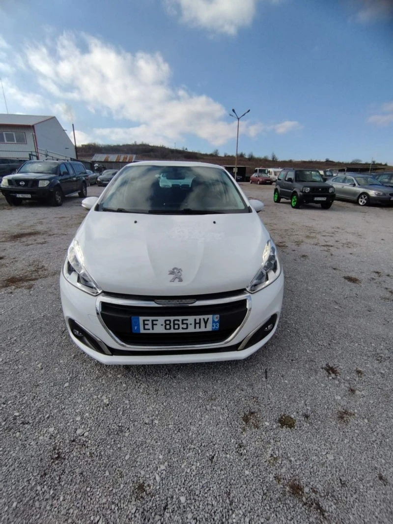 Peugeot 208 1.6 HDI, снимка 4 - Автомобили и джипове - 47532856