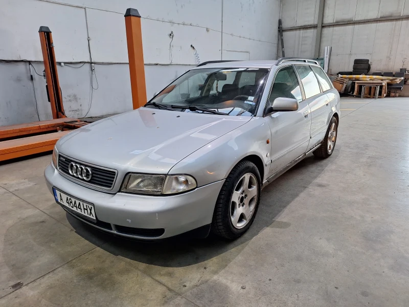 Audi A4 1.8T Quattro AEB, снимка 4 - Автомобили и джипове - 48323183