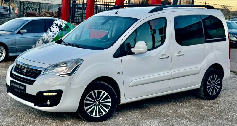 Citroen Berlingo, снимка 2 - Автомобили и джипове - 48392570