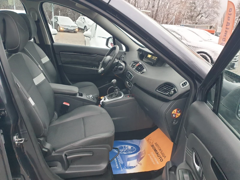 Renault Scenic X-MOD* 1.4i* EURO5A* NAVI* ПАНОРАМЕН ПОКРИВ* , снимка 12 - Автомобили и джипове - 48422560