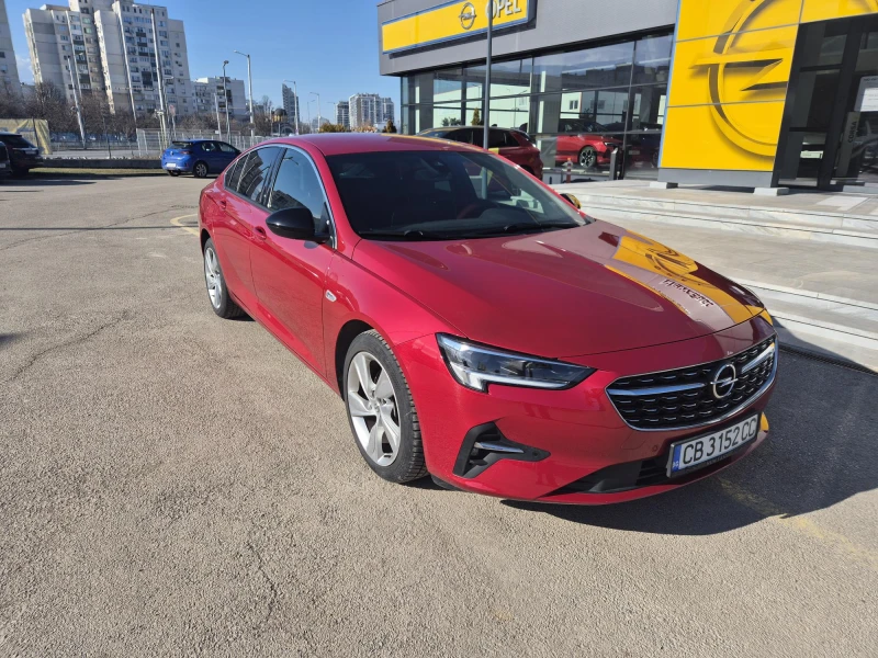 Opel Insignia, снимка 1 - Автомобили и джипове - 48988781