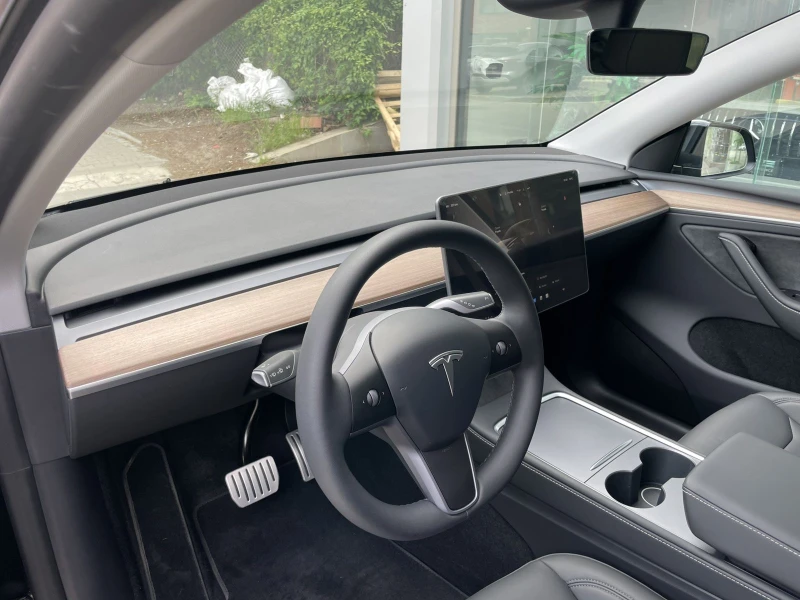 Tesla Model Y = Performance= 3.7 sec Гаранция, снимка 9 - Автомобили и джипове - 50067706