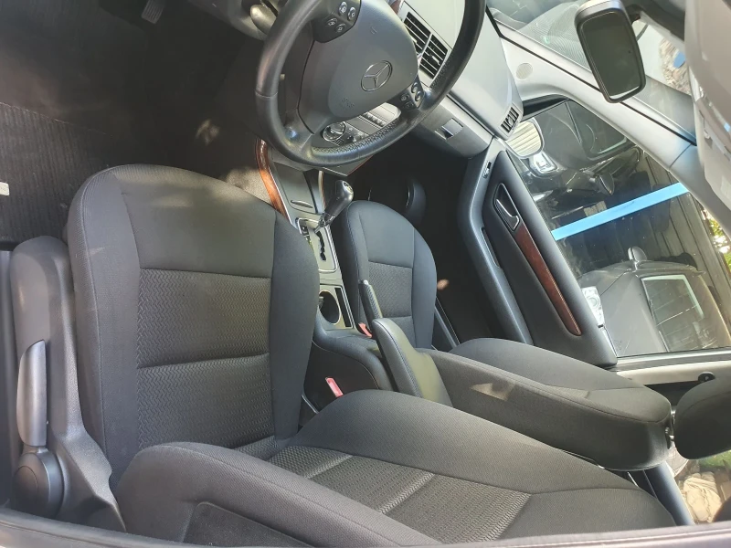Mercedes-Benz A 150 1.5 AUT KLIMA PODGREV 4 vr, снимка 9 - Автомобили и джипове - 51625876