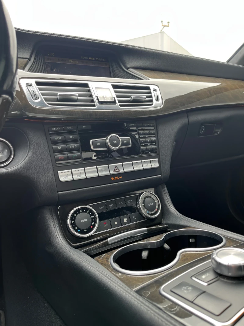 Mercedes-Benz CLS 550, снимка 12 - Автомобили и джипове - 52549848