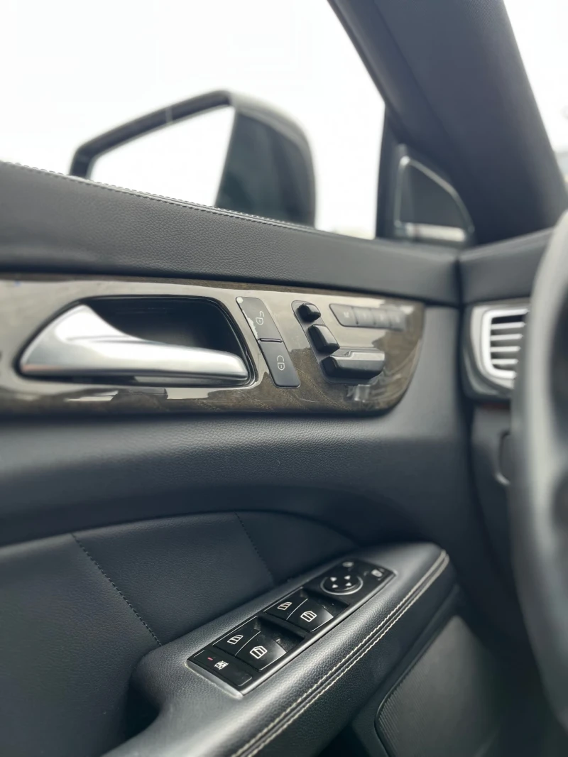Mercedes-Benz CLS 550, снимка 13 - Автомобили и джипове - 52549848