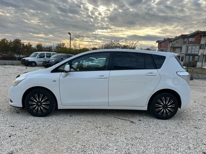 Toyota Verso 1.8//SKY ACTIVE//147//, снимка 5 - Автомобили и джипове - 52281178