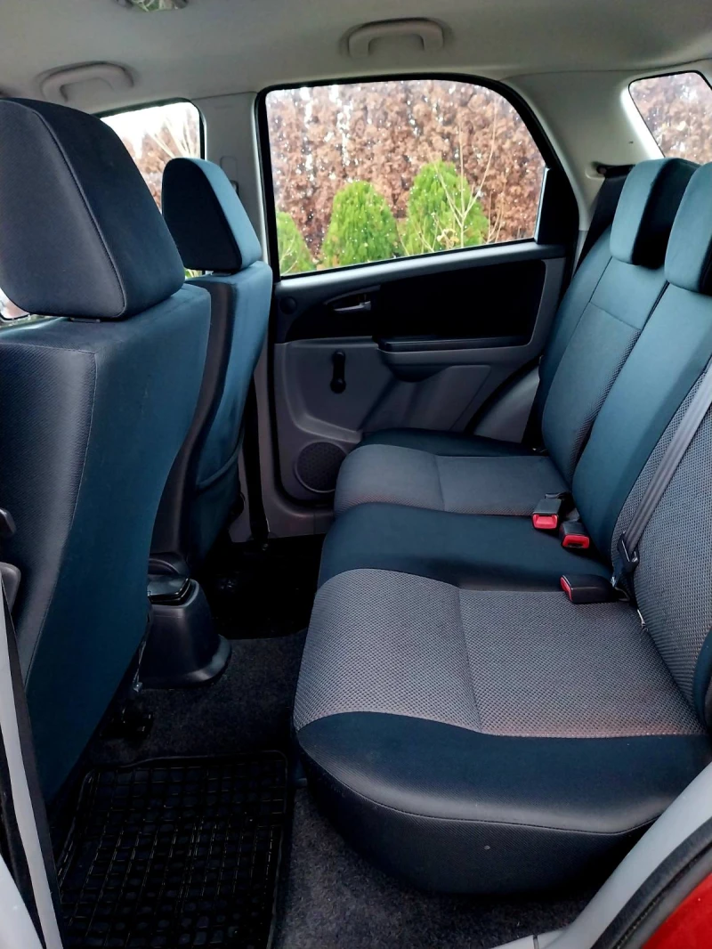 Suzuki SX4, снимка 7 - Автомобили и джипове - 52774219