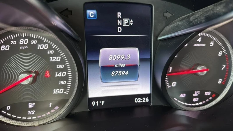 Mercedes-Benz C 300 * АвтоКредит* Цена до БГ* , снимка 10 - Автомобили и джипове - 53374405