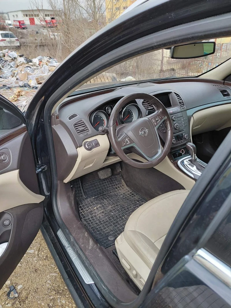 Opel Insignia, снимка 12 - Автомобили и джипове - 53418736