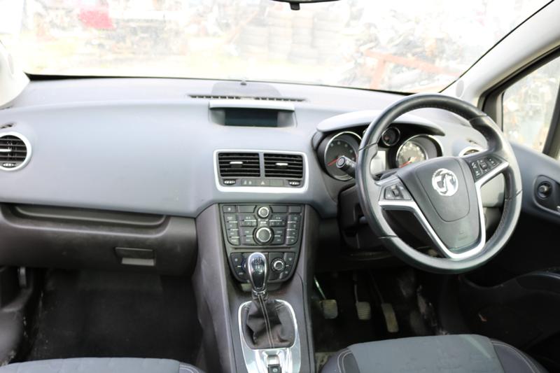 Opel Meriva 1.4 Turbo, снимка 9 - Автомобили и джипове - 32651883