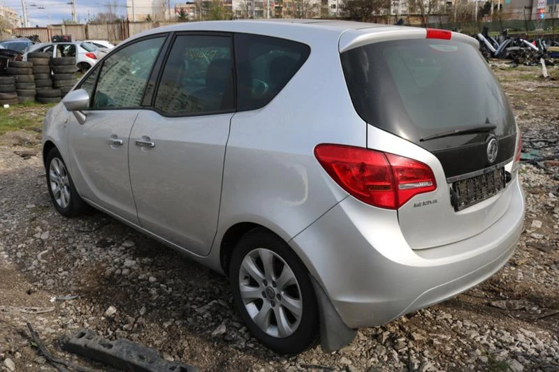 Opel Meriva 1.4 Turbo, снимка 6 - Автомобили и джипове - 32651883