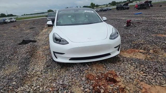 Tesla Model 3 3, снимка 13 - Автомобили и джипове - 55272195