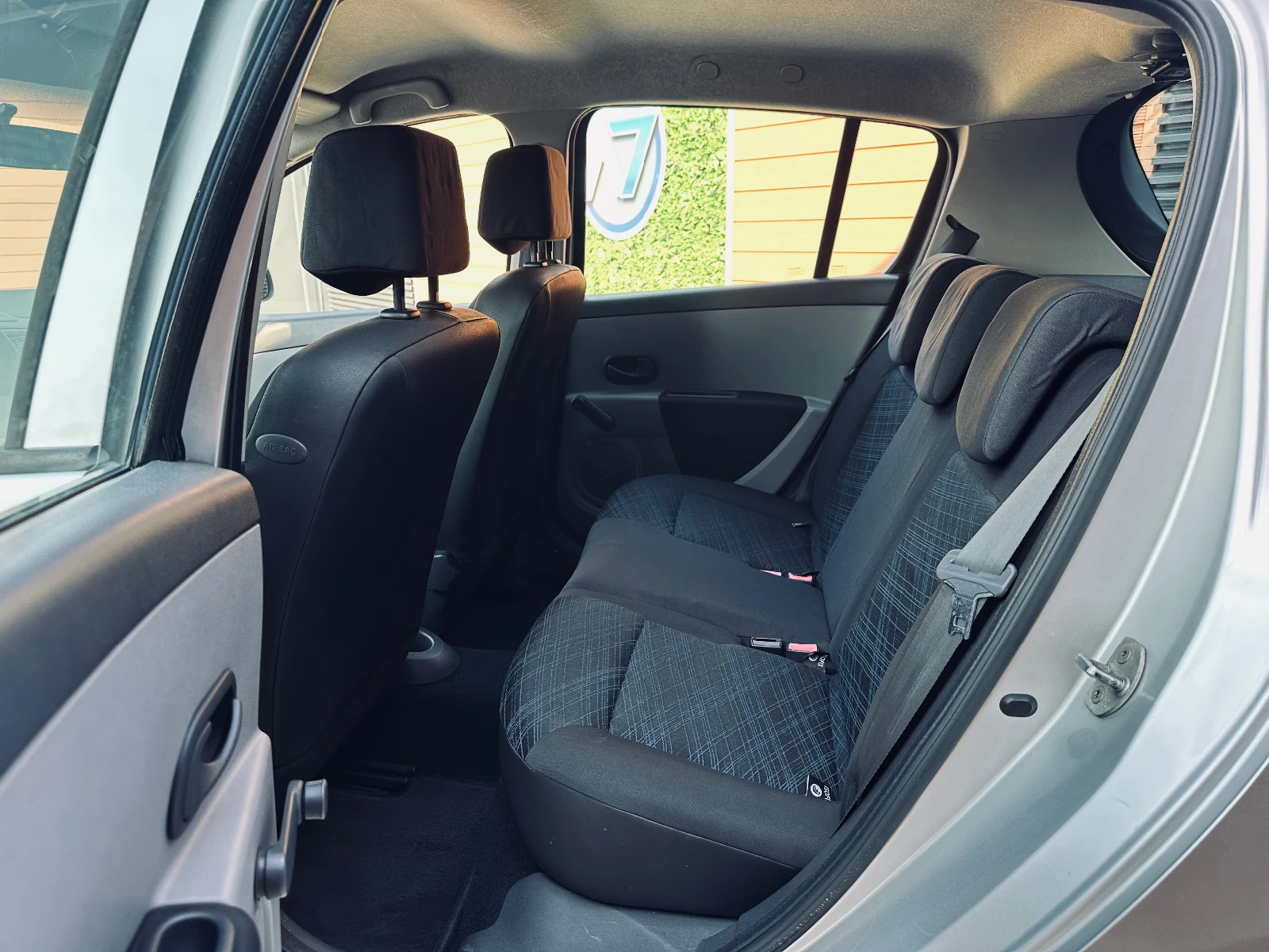 Renault Clio | Mobile.bg — изображение 11