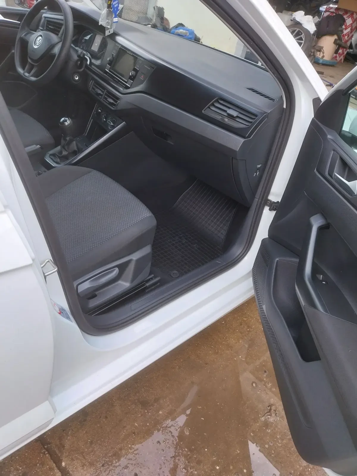 VW Polo  - изображение 9