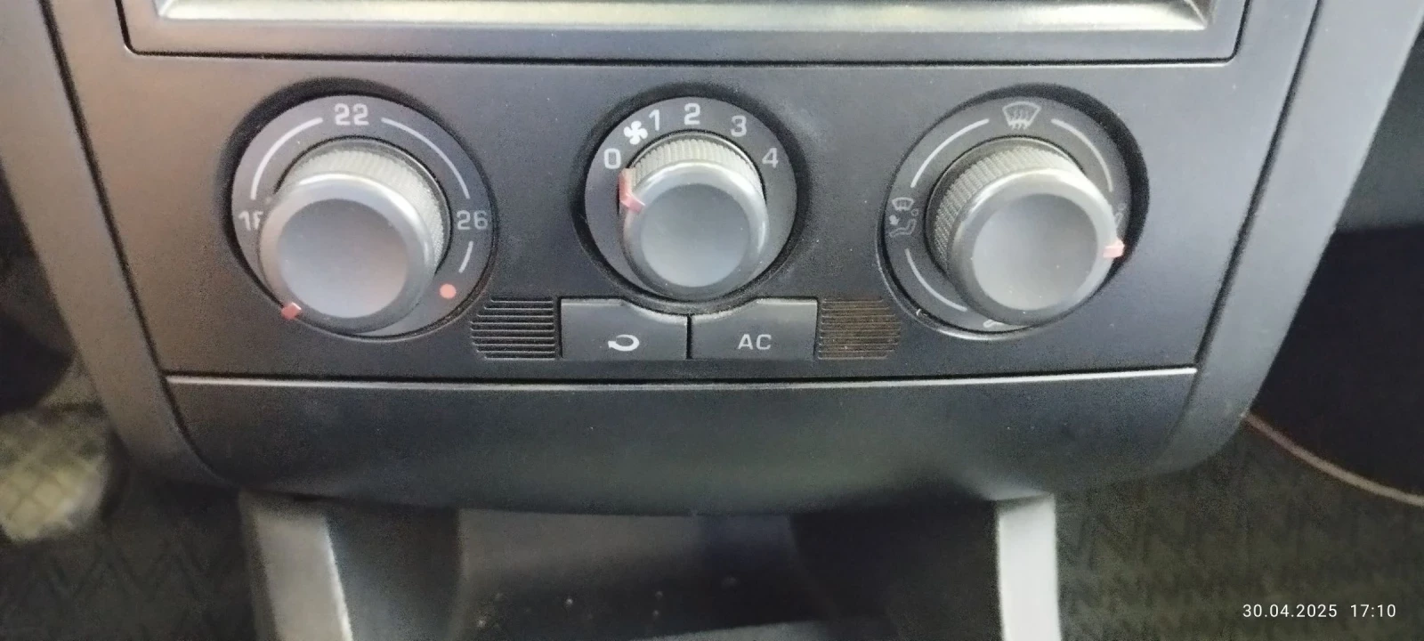 Seat Ibiza 1.2 КЛИМАТИК - изображение 8