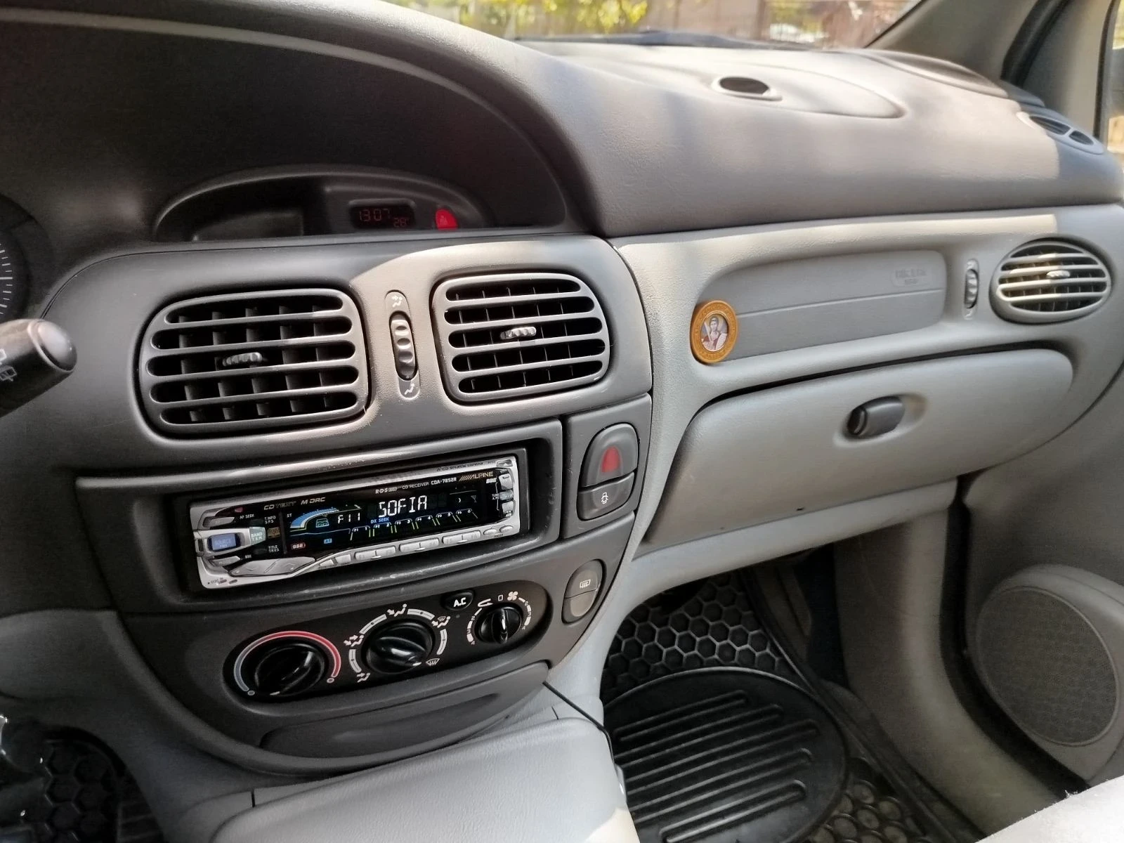 Renault Scenic  - изображение 5