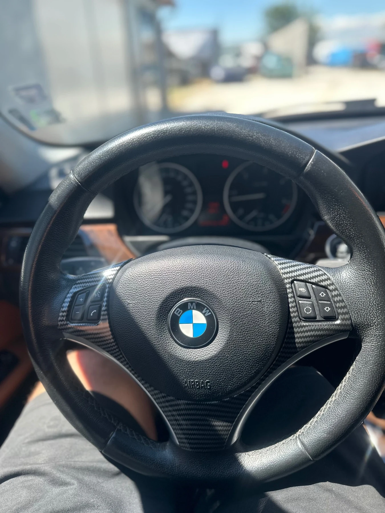 BMW 320 184ps - изображение 7