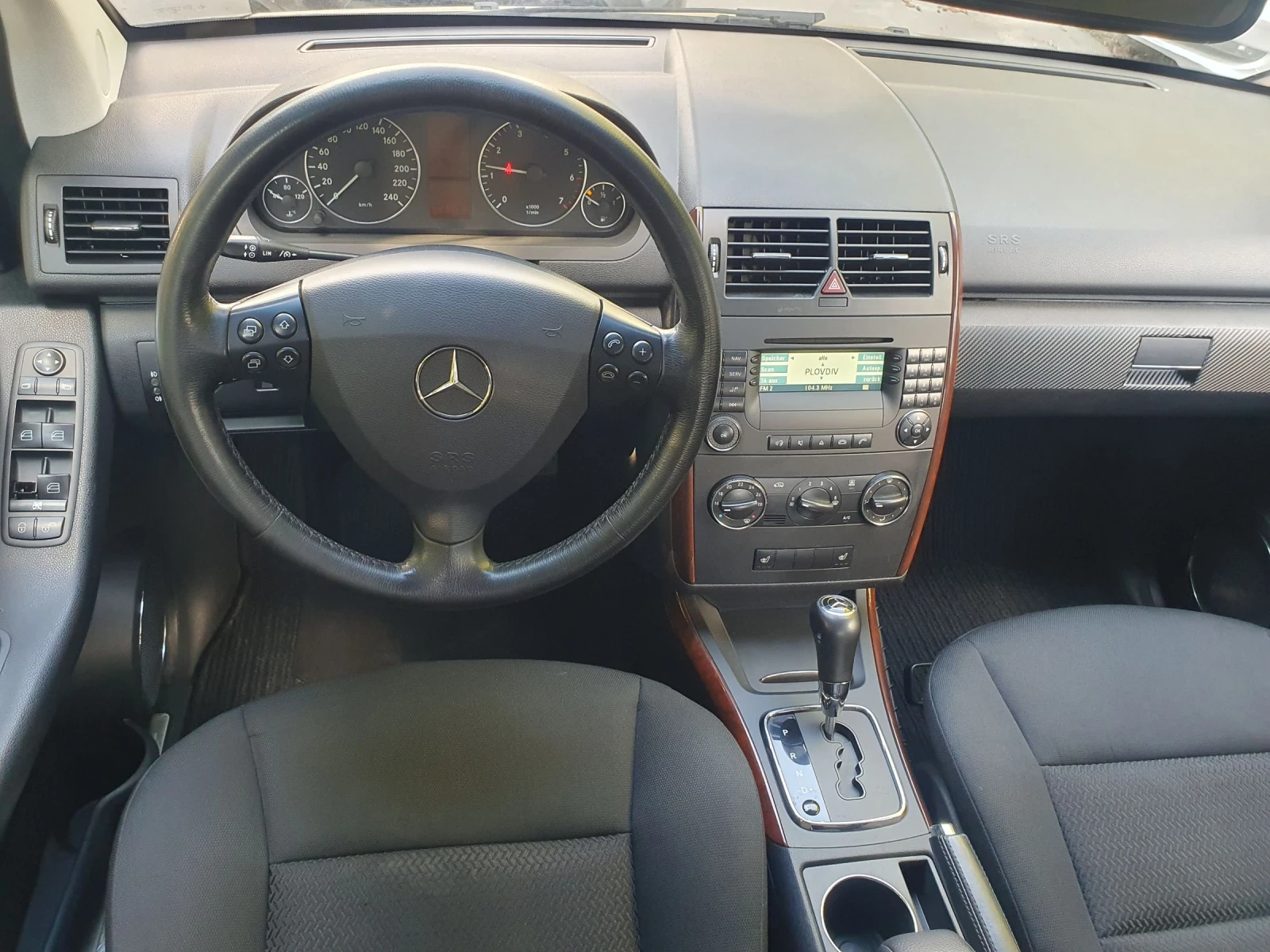 Mercedes-Benz A 150 1.5 AUT KLIMA PODGREV 4 vr | Mobile.bg — изображение 11