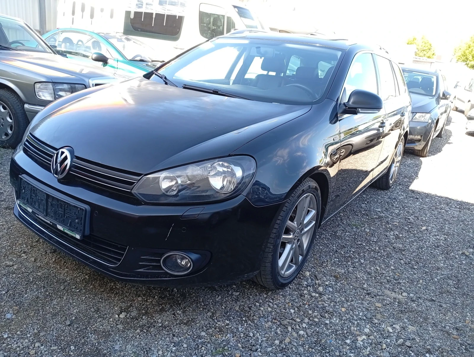 VW Golf 1.6 TDI Exclusive Automatik - изображение 3