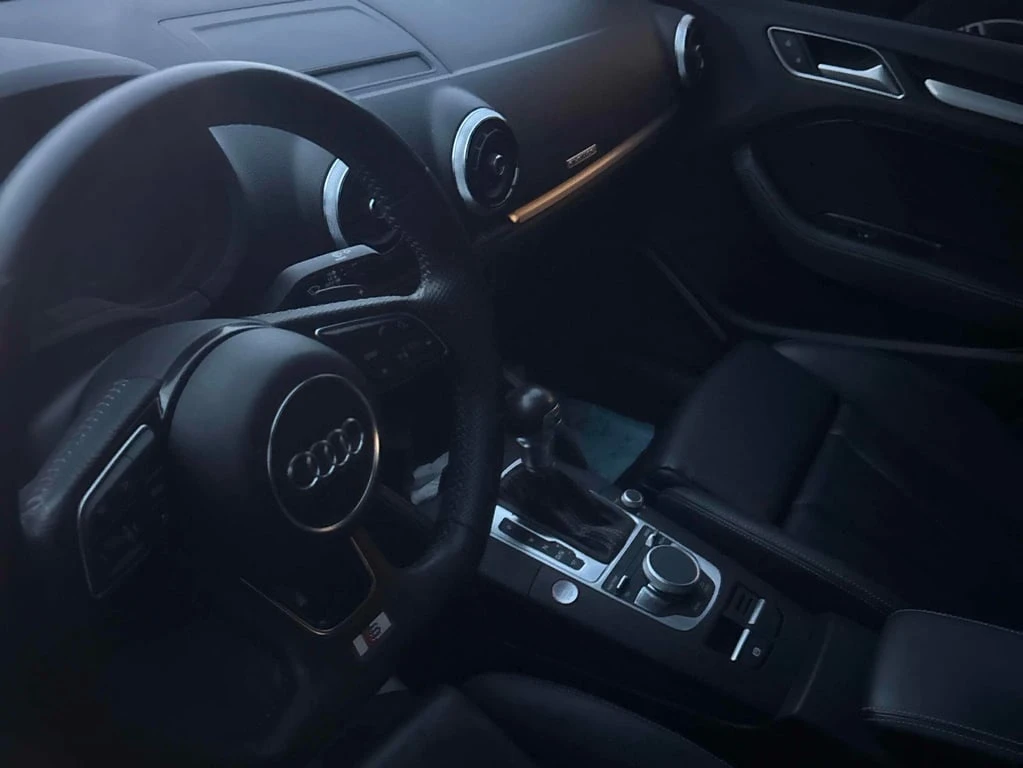 Audi S3 * 2.0T Technik * CARFAX * БЕЗ ПЪРВОНАЧАЛНА ВНОСКА - изображение 9