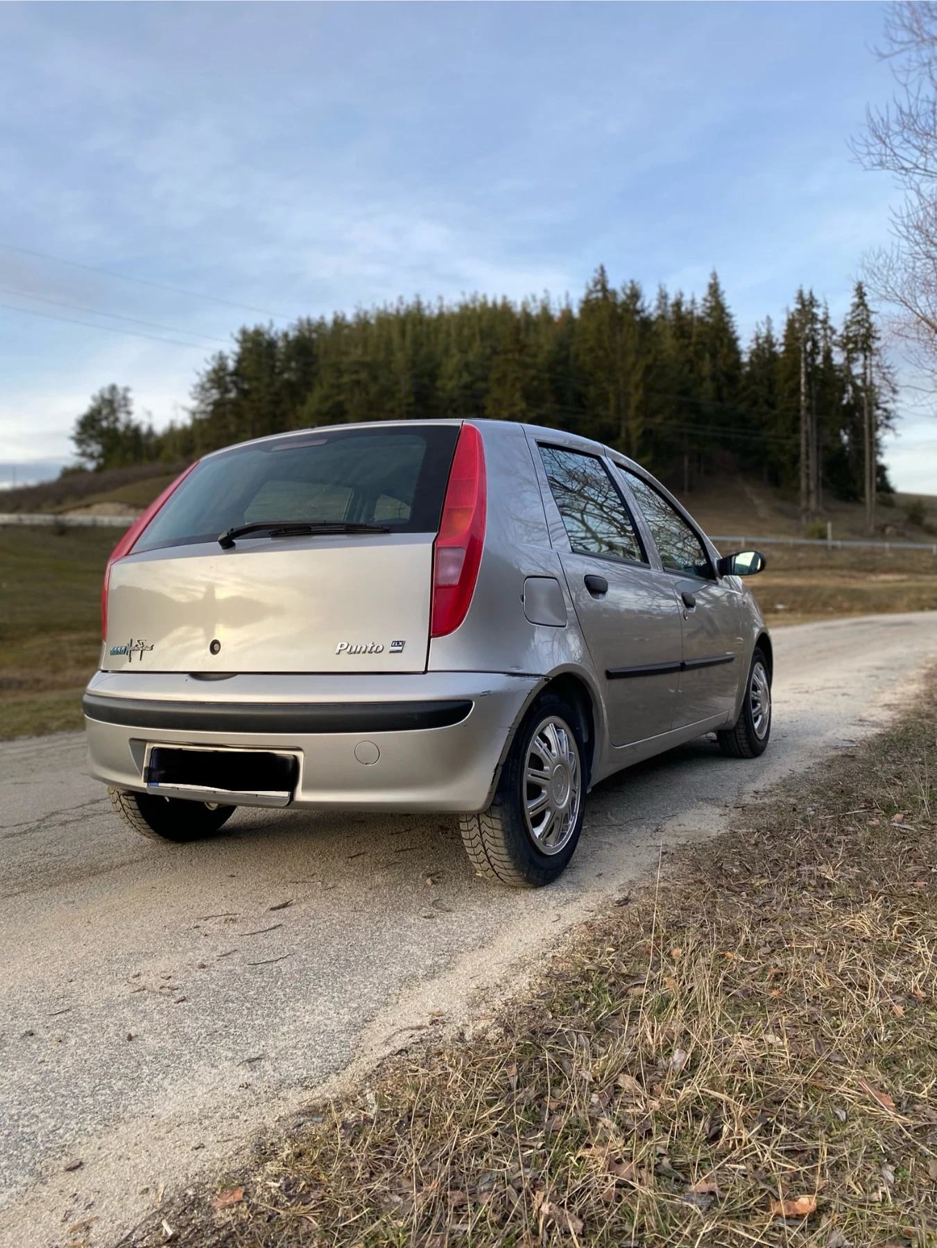 Fiat Punto 1, 2l - изображение 4