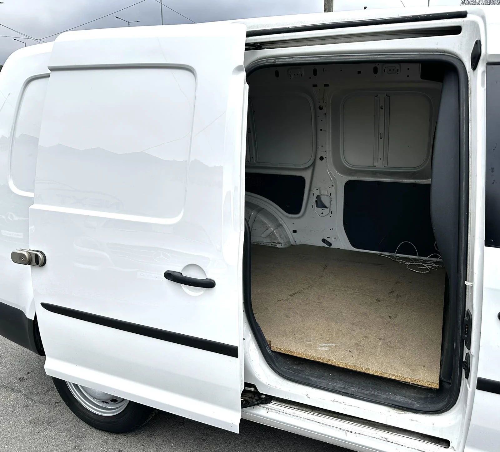 VW Caddy 2.0D 102HP MAXI 188 000KM EU6B | Mobile.bg � ����������� 10