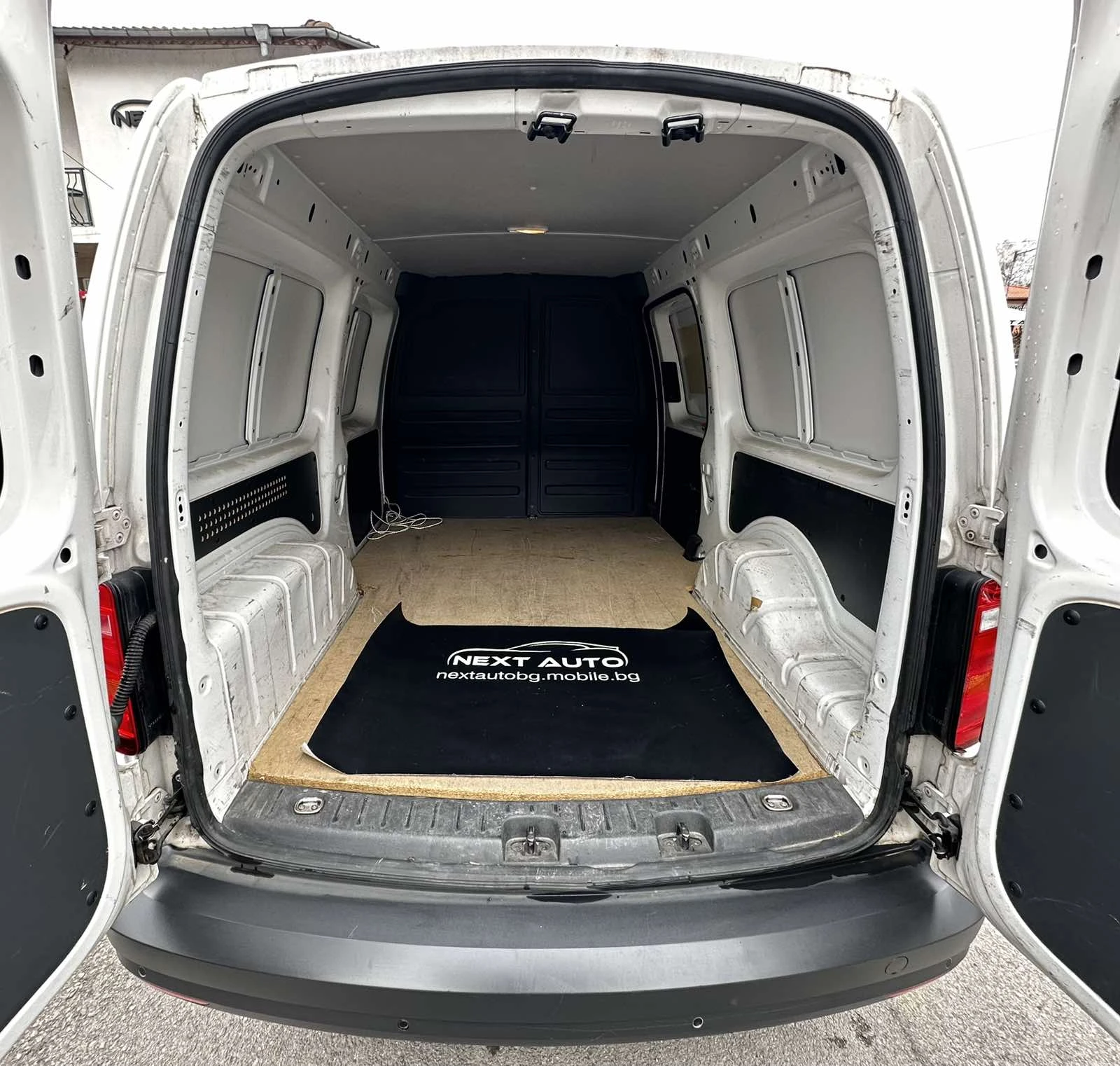 VW Caddy 2.0D 102HP MAXI 188 000KM EU6B | Mobile.bg � ����������� 9