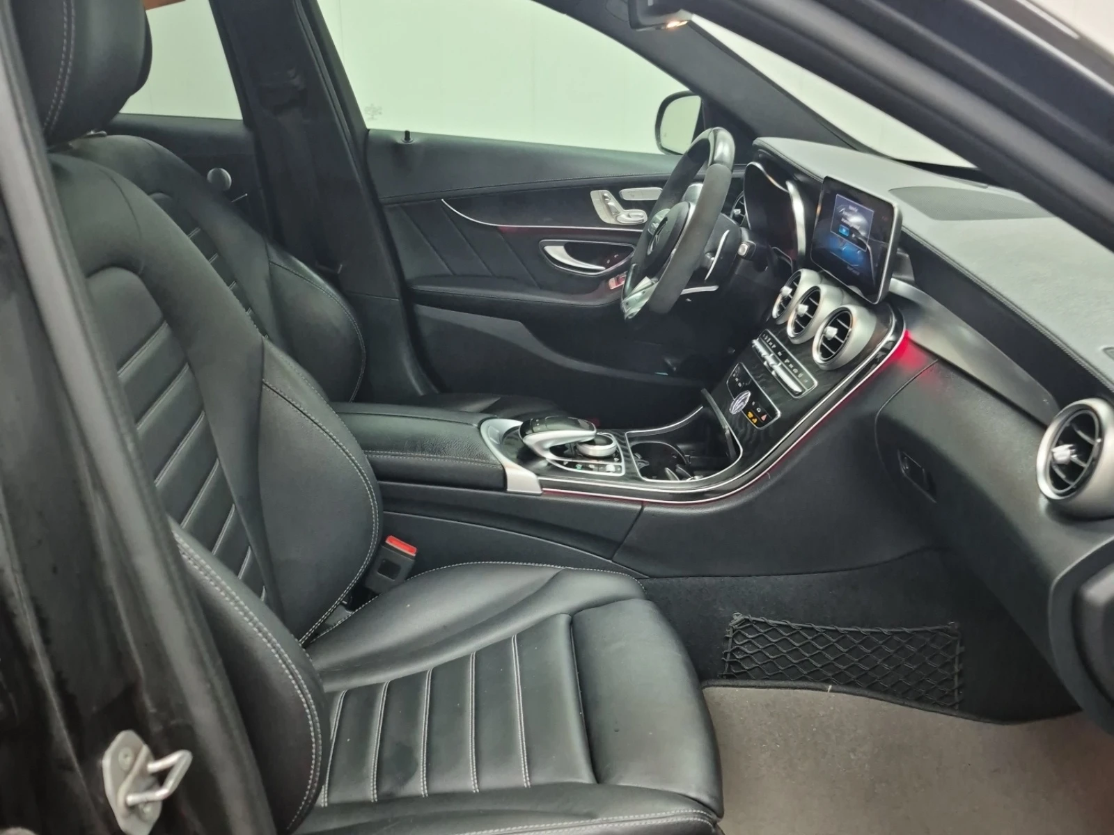 Mercedes-Benz C 43 AMG FACE * * БЕЗ ИНЦИДЕНТИ * * CARFAX * * АВТО КРЕДИТ, снимка 11 - Автомобили и джипове - 53959841