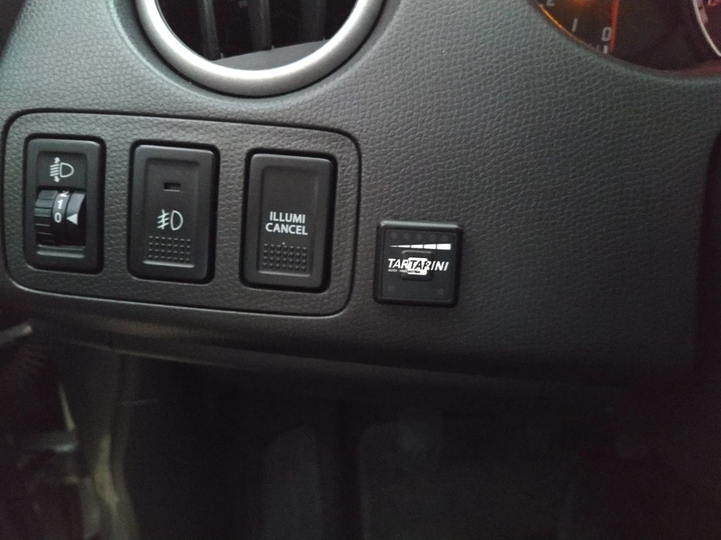 Suzuki Swift 1.3 16V, снимка 7 - Автомобили и джипове - 54070764