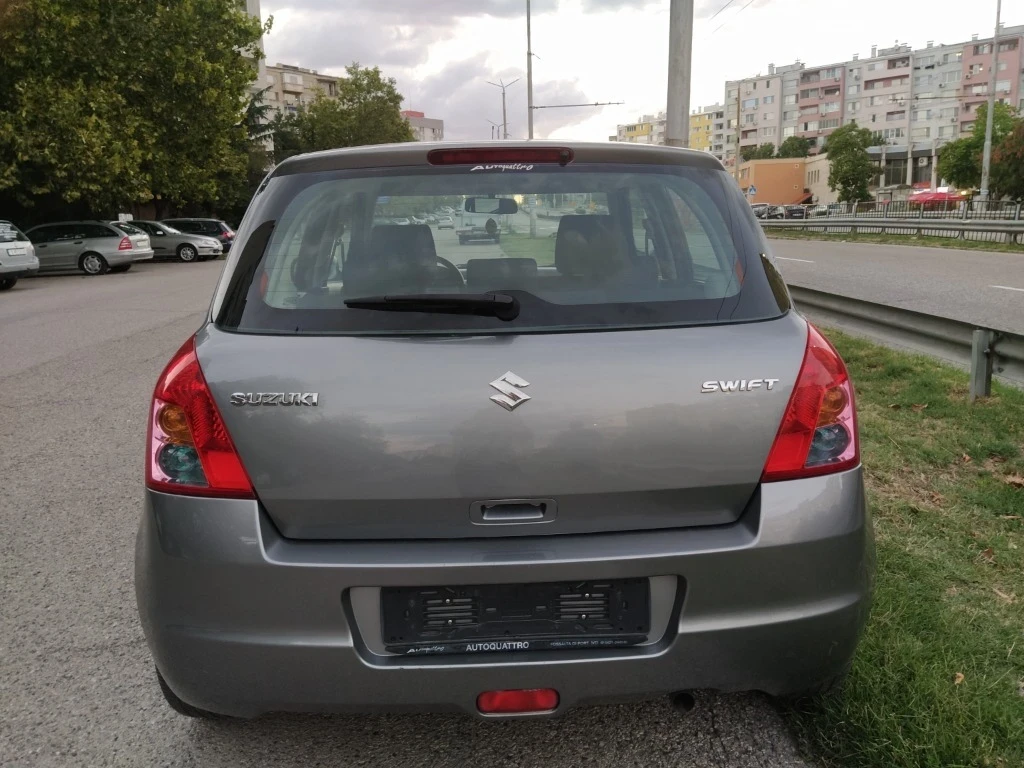 Suzuki Swift 1.3 16V, снимка 3 - Автомобили и джипове - 54070764