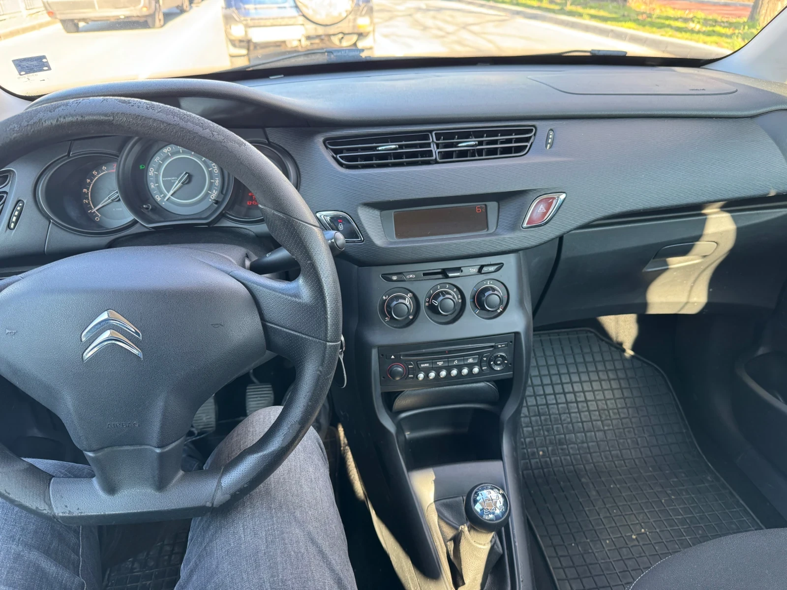 Citroen C3, снимка 8 - Автомобили и джипове - 54122416